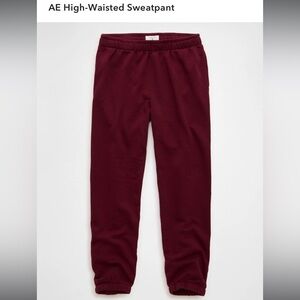 NWT- American Eagle Outfitters Women’s AE High-Waisted Sweatpants Size Large